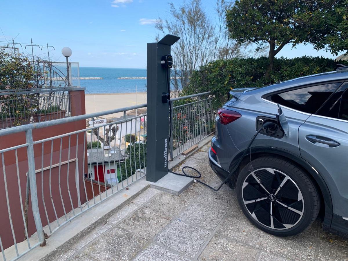 Giovanna Regina Hotel Gabicce Mare Dış mekan fotoğraf