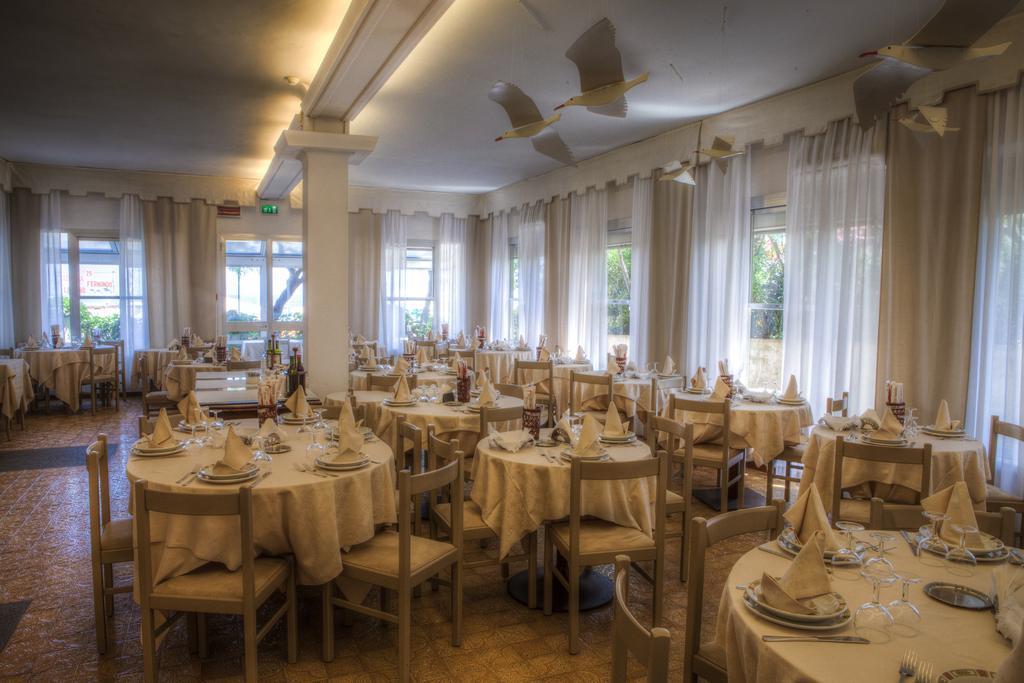 Giovanna Regina Hotel Gabicce Mare Dış mekan fotoğraf